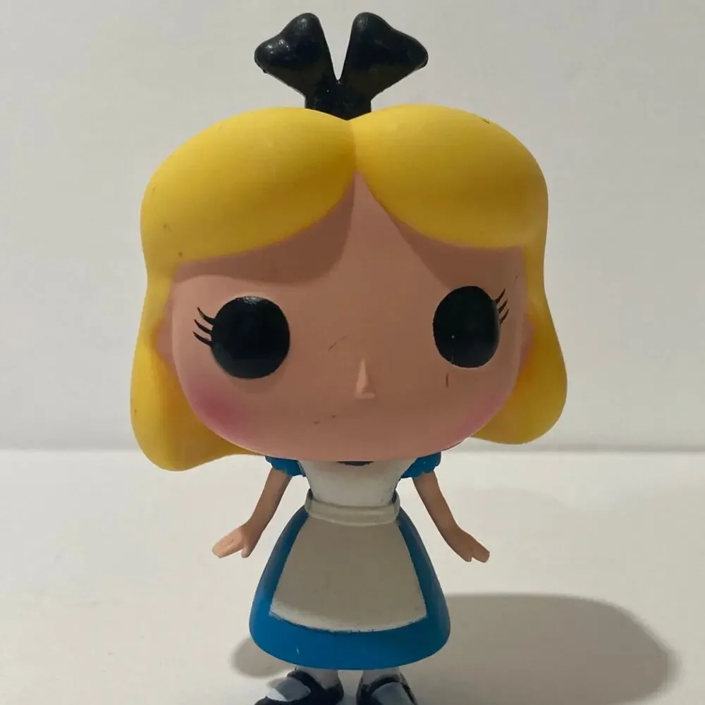 Funko Pop Disney Alice 49 - Picture 1 of 4